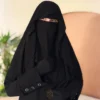 أكمام وتفاصيل طقم فرنسي نسائي موديل ليان لون أسود
